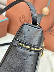 Loro Piana Extra Poket L27 ortrich leather gold lock in black - 5