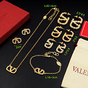 Valentino necklace 01 - 3