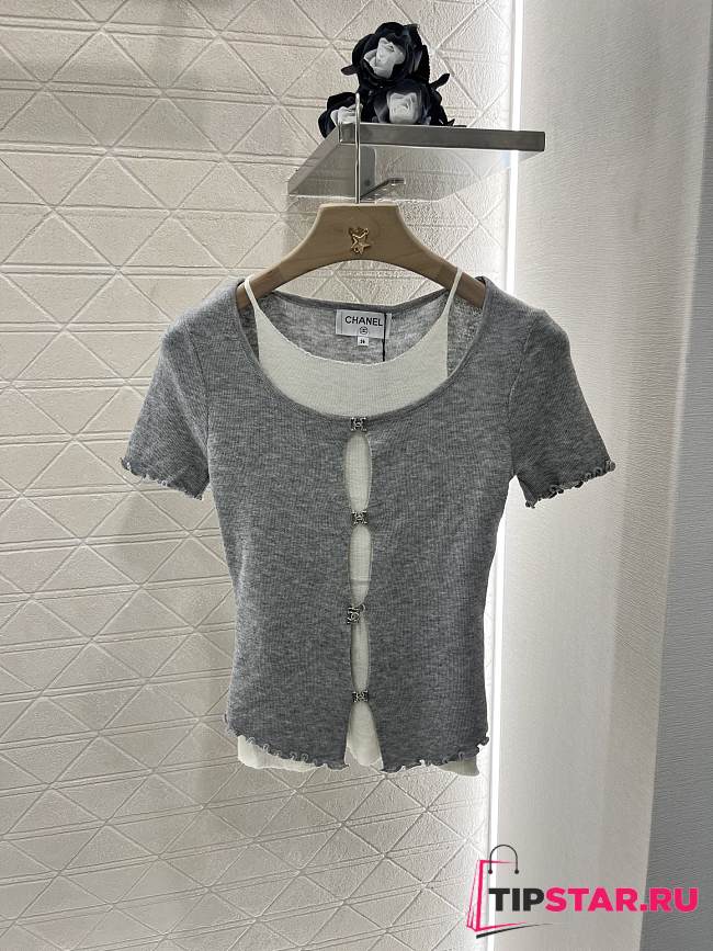 Chanel Two-piece hollow knitted short sleeves in gray - 1