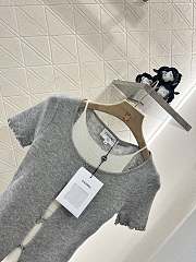 Chanel Two-piece hollow knitted short sleeves in gray - 4