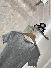 Chanel Two-piece hollow knitted short sleeves in gray - 2