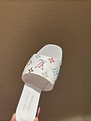 LV x TM 6AM Flat Mule in white - 4