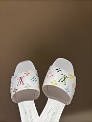 LV x TM 6AM Flat Mule in white - 3
