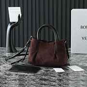 Bottega Veneta BV Mini pinacoteca tote bag in black - 5