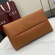 Gucci Softbit medium top handle bag Brown grainy leather - 6
