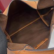 Gucci Softbit medium top handle bag Brown grainy leather - 4