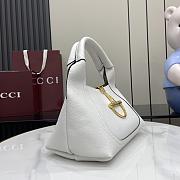 Gucci Softbit medium top handle bag White grainy leather - 6