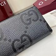 Gucci Maxi GG zip around wallet Dark grey and black maxi GG grained leather - 4