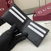 Gucci Maxi GG bi-fold wallet in dark grey and black leather - 3