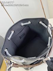 Louis Vuitton No Way Vibe Bucket Bag Sheepskin Black - 6