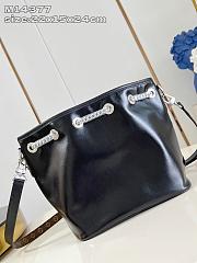 Louis Vuitton No Way Vibe Bucket Bag Sheepskin Black - 4