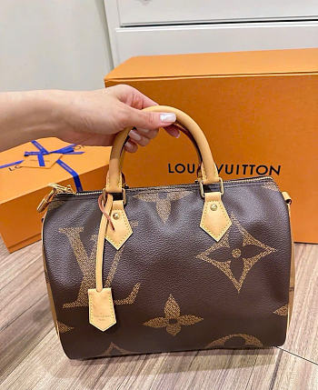 Louis Vuitton Speedy Bandouliere Monogram Giant Reverse 30 Brown