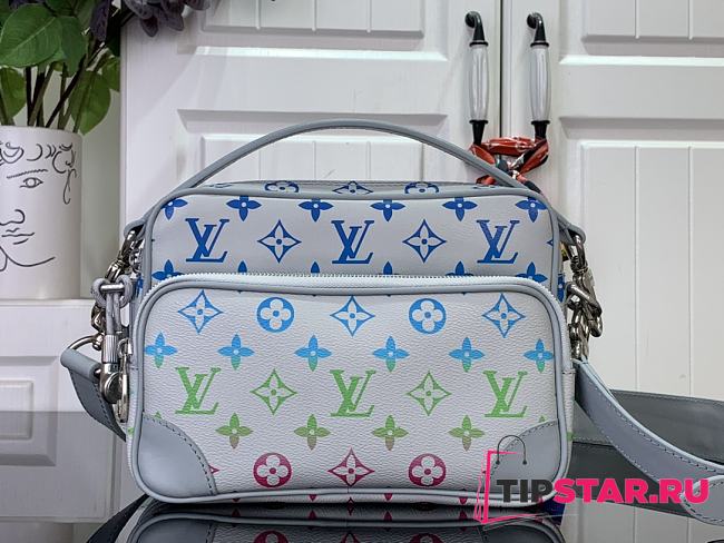 Louis Vuitton Monogram Archive M13897 - 1