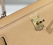 Hermes Mini Kelly 19 In Tau beige - 5