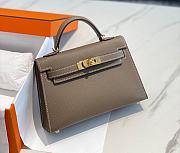 Hermes  Mini Kelly 19 In Gray - 6