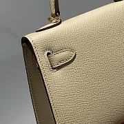 Hermes Mini Kelly 19 In Beige - 3