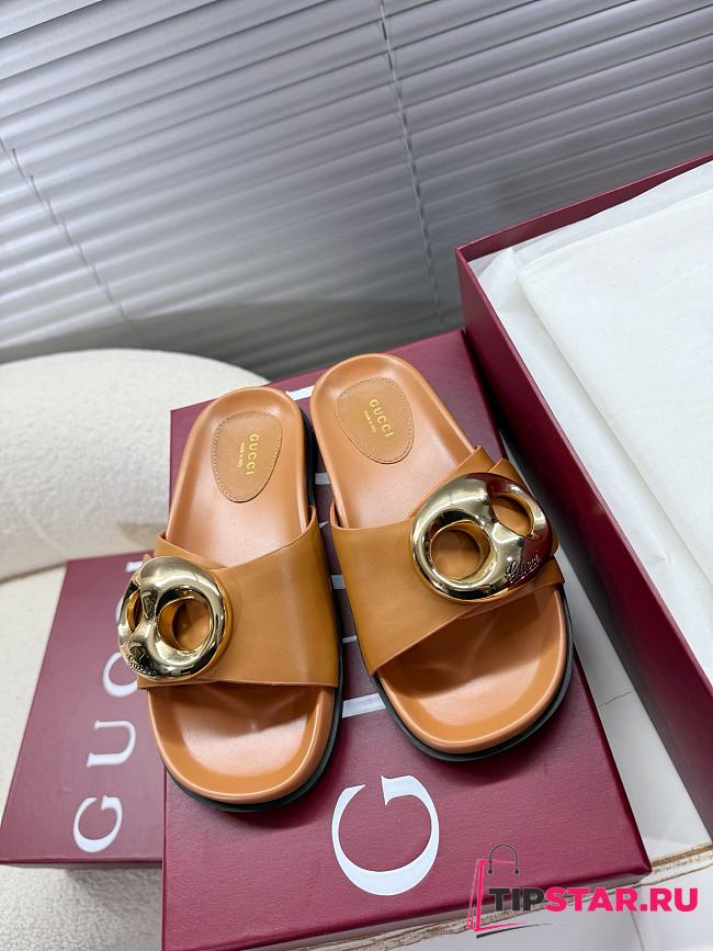Gucci Women's Marina Chain Slide Sandal In Brown - 1