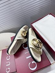 Gucci Women's Marina Chain Slide Sandal In White - 2