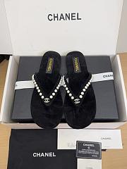 Chanel Suede and fantasy pearls 03 - 1