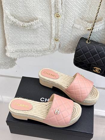 Chanel Thick-soled Slippers In Pink