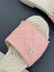 Chanel Thick-soled Slippers In Pink - 5