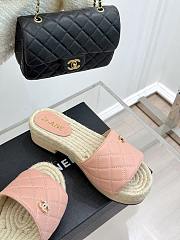 Chanel Thick-soled Slippers In Pink - 3