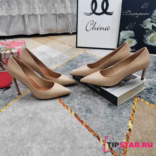 DG Pointed Toe high heels in beige - 1