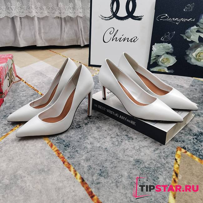 DG Pointed Toe high heels in white - 1
