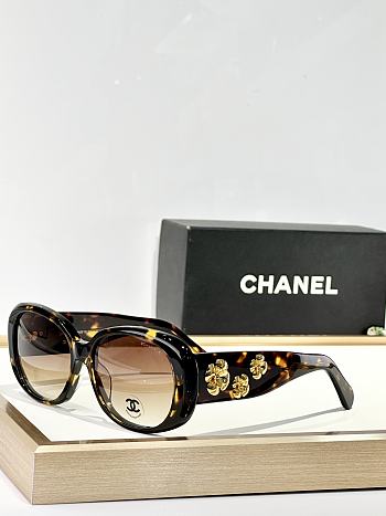 Chanel Sunglasses Flower Charm