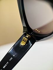Chanel Sunglasses detail 01 - 5