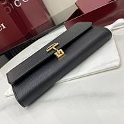 Gucci Softbit continental wallet grainy leather in black - 4