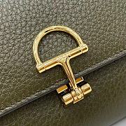 Gucci Softbit continental wallet grainy leather in green - 2