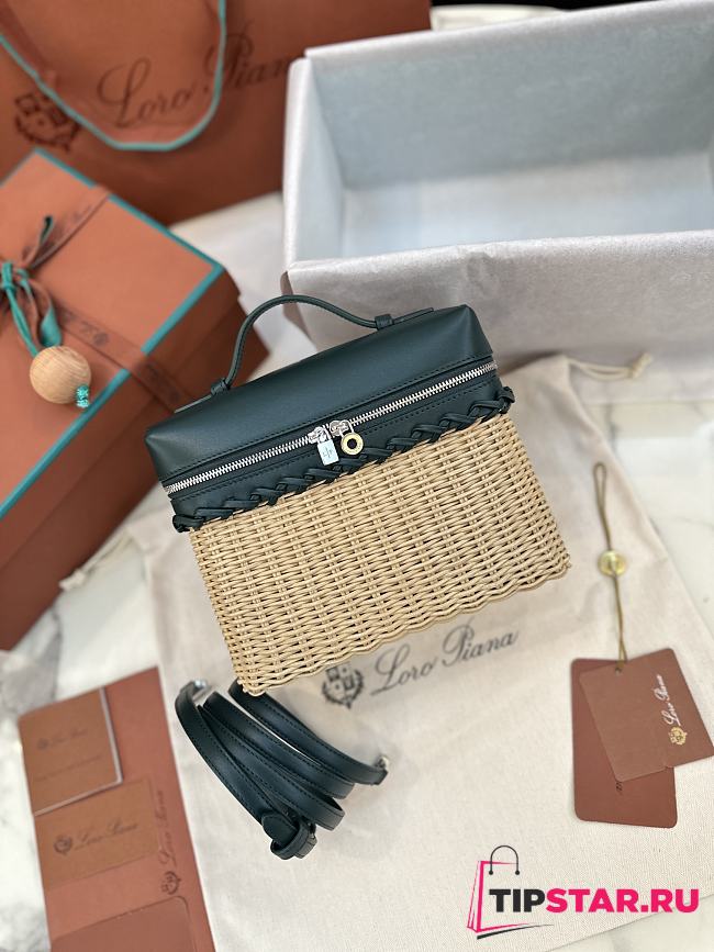Loro Piana Extra Pocket L19 North-South wicker dark green - 1