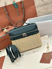 Loro Piana Extra Pocket L19 North-South wicker dark green - 2