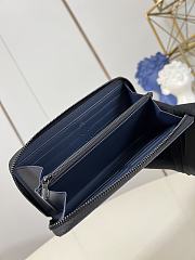 Louis Vuitton Zippy Wallet Horizontal Navy Blue M14847 - 5