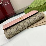 Gucci GG Marmont bi-colour continental wallet in pink - 4