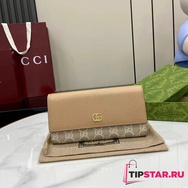 Gucci GG Marmont bi-colour continental wallet in beige - 1