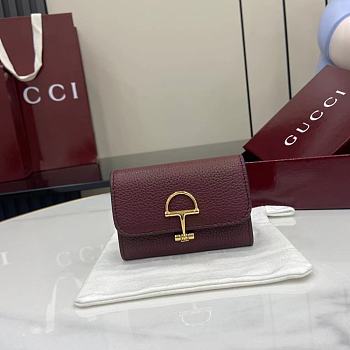 Gucci Softbit card case Gold-toned hardware in burgundy