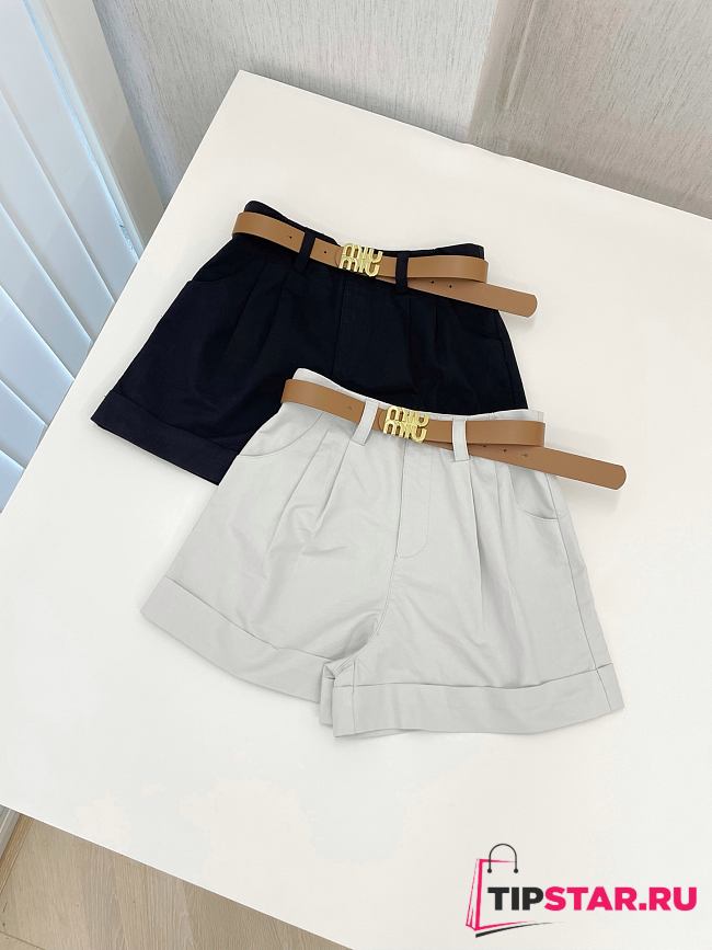 Miumiu style rolled-up shorts - 1