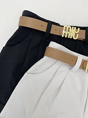 Miumiu style rolled-up shorts - 5