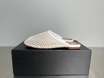 Alaia Flat-soled half-slippers in white