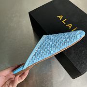 Alaia Flat-soled half-slippers in blue - 5