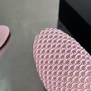 Alaia Flat-soled half-slippers in pink - 2