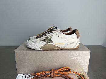 Golden Goose True-Star Suede Low-Top Trainers 06