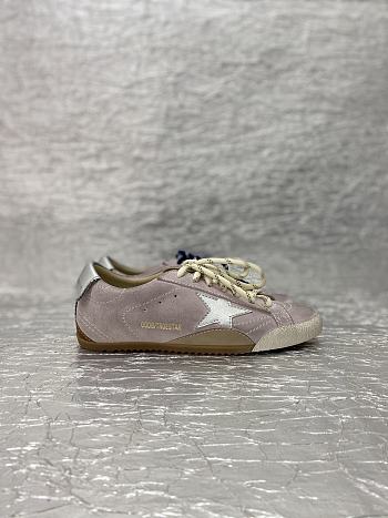 Golden Goose True-Star Suede Low-Top Trainers 01