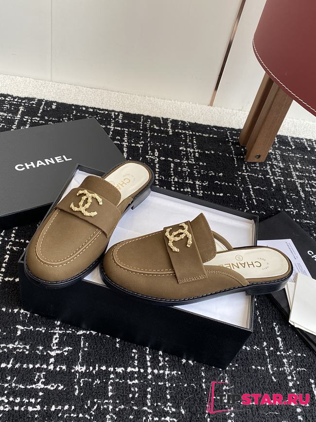 Chanel Moccasins in brown - 1