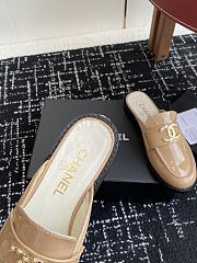Chanel Moccasins Shiny wrinkled calfskin in beige - 3