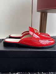 Chanel Moccasins Shiny wrinkled calfskin in red - 2