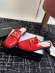 Chanel Moccasins Shiny wrinkled calfskin in red - 4