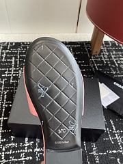 Chanel Pink CC logo Turnlock Mules Slides Sandals - 2